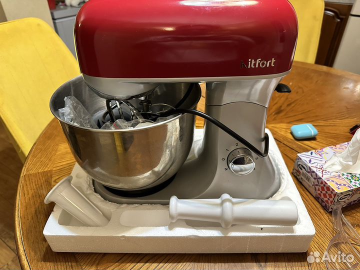 Планетарный миксер Kitfort KT-1367