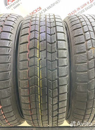 Dunlop Winter Maxx WM01 215/60 R17 94P