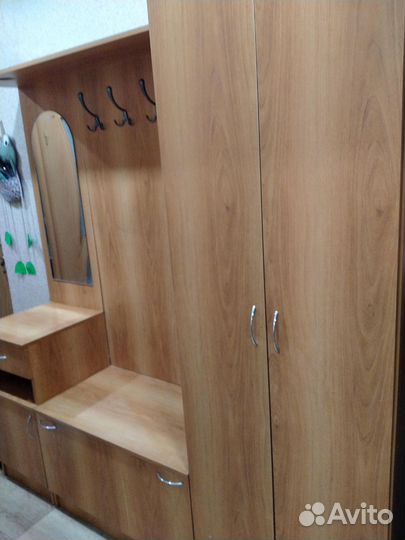 Шкаф