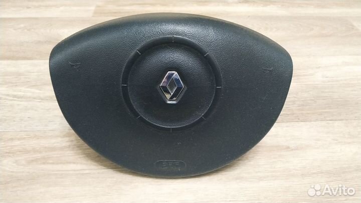 Подушка безопасности в руль Renault Megane 2