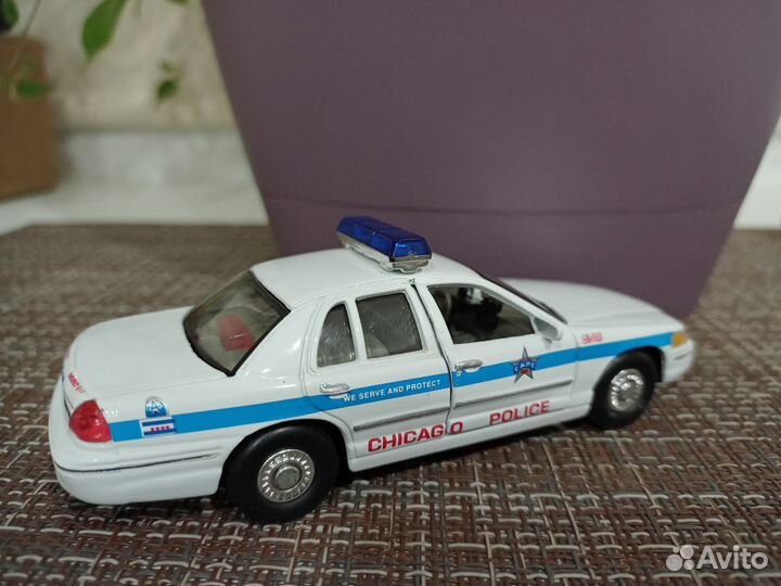 Welly Ford Crown Victoria 1999 Chicago Police