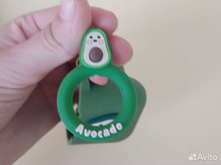 Продам чехол от Airpods