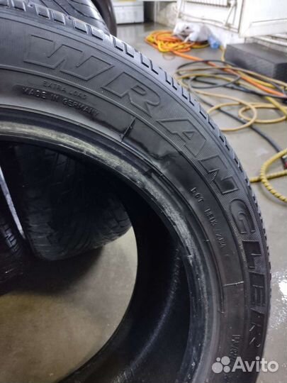 Goodyear Wrangler F1 255/55 R18