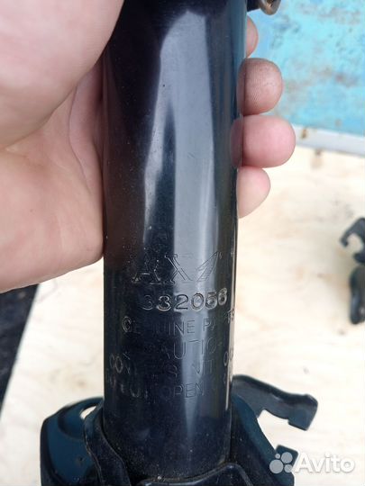 Амортизаторы Ниссан