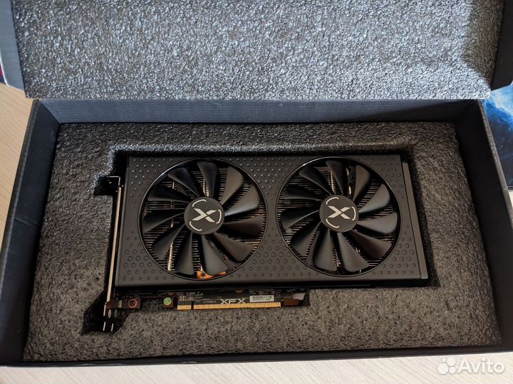 Видеокарта AMD Radeon RX 6600 XT