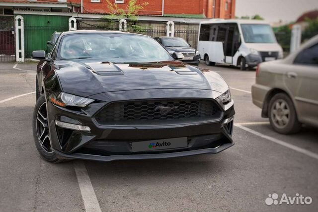 Ford Mustang 2.3 AT, 2018, 46 000 км с пробегом, цена 3100000 руб.