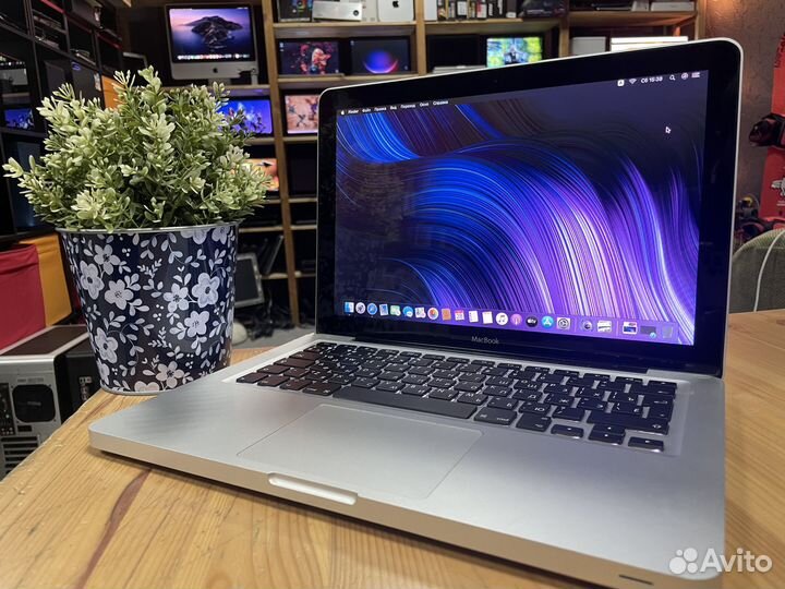 Apple MacBook 13.3 / Intel 2.4Ггц. / 8gb / SSD 128