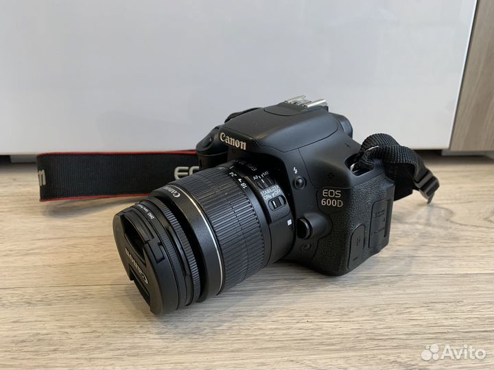 Зеркальный фотоаппарат canon 600d