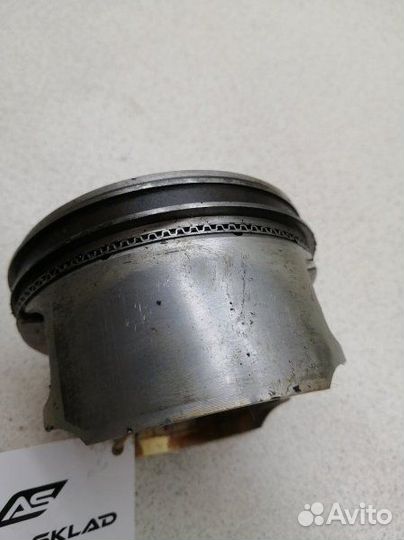 Поршень Nissan X-Trail T30 QR25DE