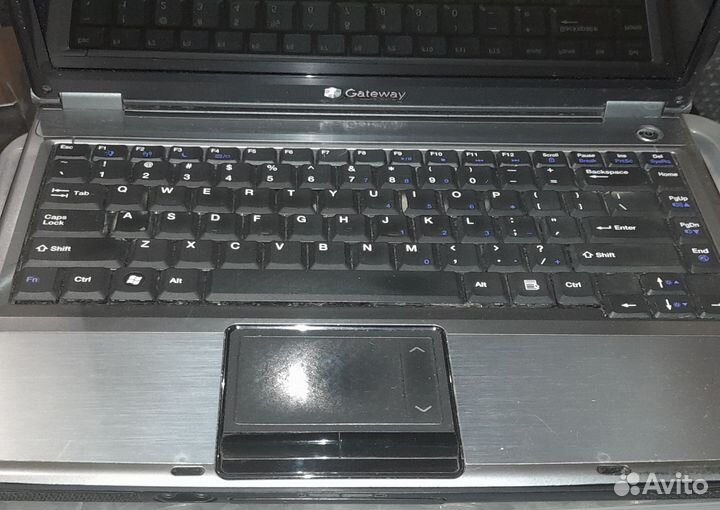 Ноутбуки б/у разные