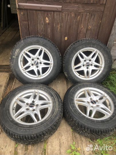 Amberstone 101 215/65 R16