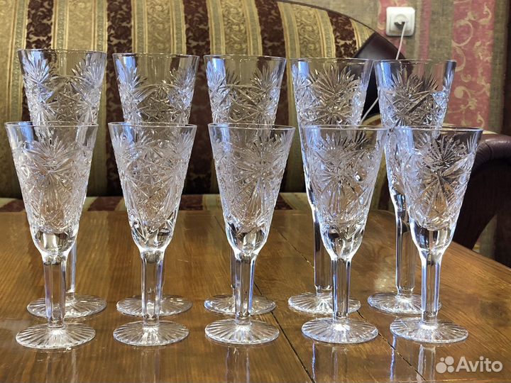 Набор хрустальных фужеров