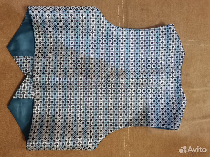 Жилетка праздничная для мальчика