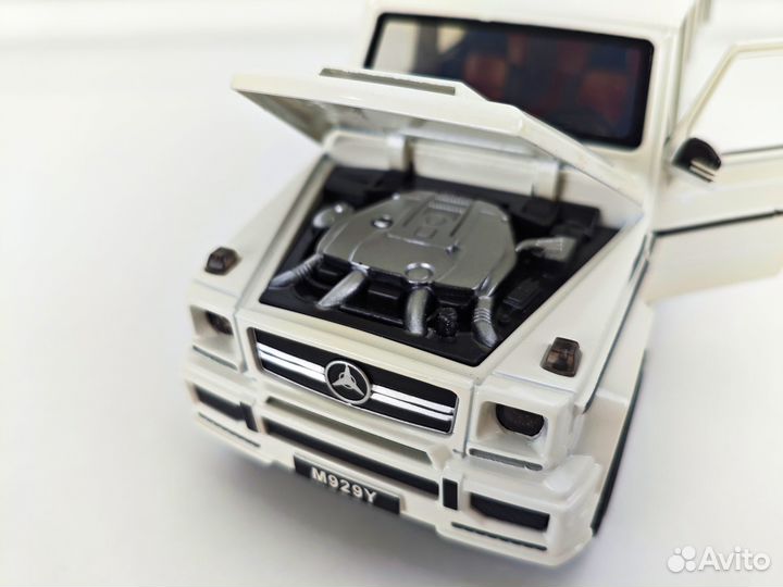 Машинка Гелик Mercedes G-класс 1/24 (20 см)