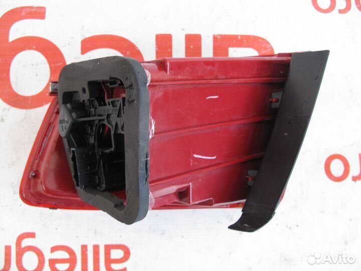 VW Jetta фонарь задний левый 2011-2014