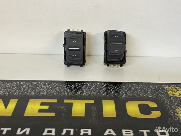 Кнопка стеклоподъемника Logan Sandero Логан 2