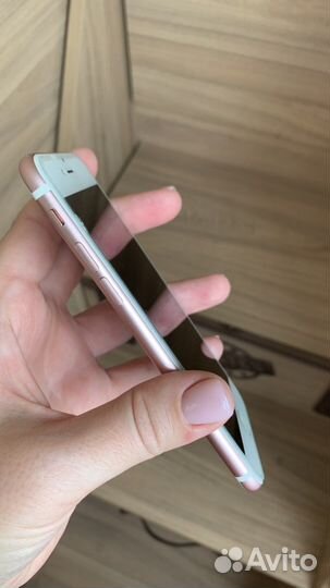 Телефон iPhone 7 128gb