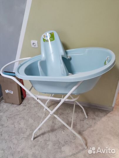 Подставка для ванночки с ванной