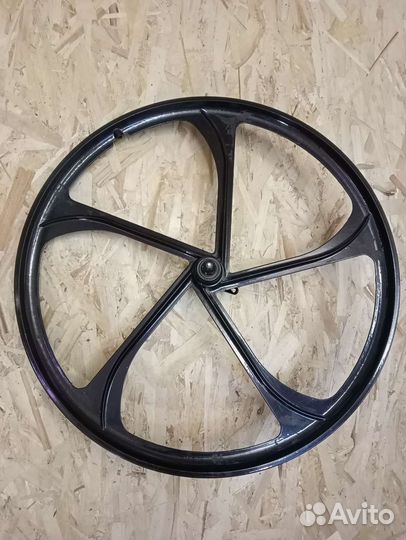 Литой диск передний 26