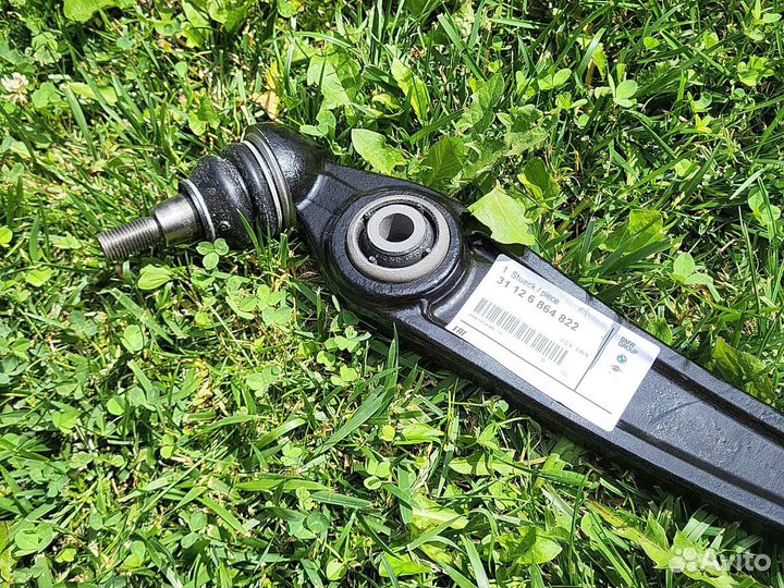 Рычаг нижний поперечный правый Bmw x5 x6 F15 F16