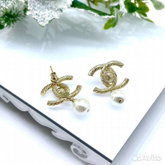 Серьги Chanel