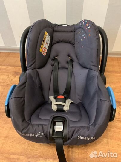 Автокресло-переноска Bebe Confort “Streety Fix”