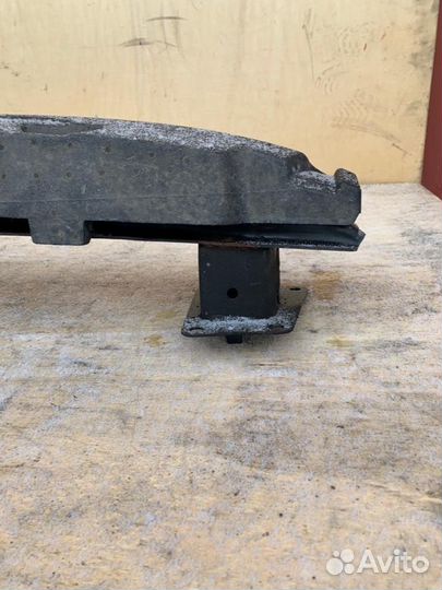 Усилитель заднего бампера VW Passat CC (2008-2012)