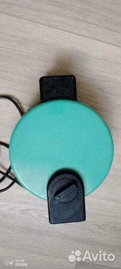 Электрическая вафельница СССР