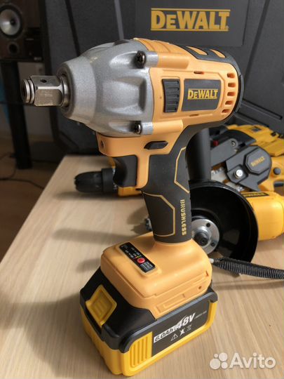 Кейс DeWalt 5 в 1