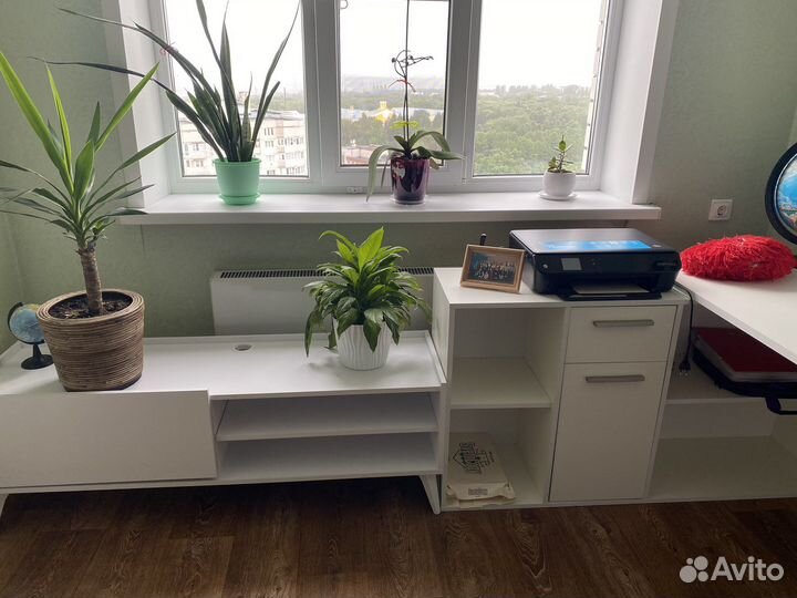 Школьный столик