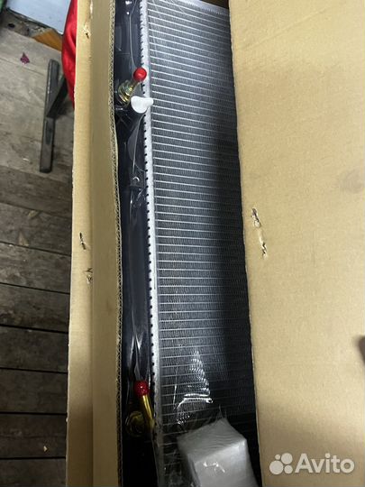 Радиатор охлаждения Toyota harrier, rx300