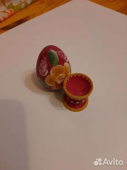 Яйцо пасхальное.,дерево