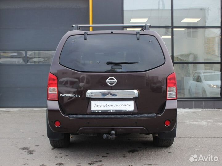 Nissan Pathfinder 2.5 AT, 2013, 117 921 км