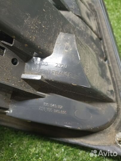 Задний правый фонарь Skoda Octavia A4 лифтбек