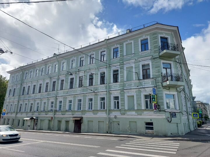 Помещение у метро Чкаловская