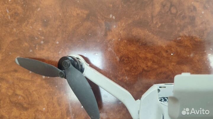 Квадрокоптер dji mavic mini 2 штуки