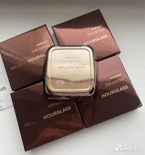 Hourglass пудра