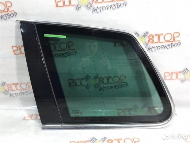 Стекло боковое глухое левое VW Touareg GP (7LA,7L