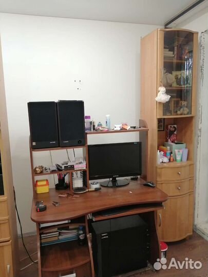 Компьютерный стол, +мебель школьника, шкаф пенал