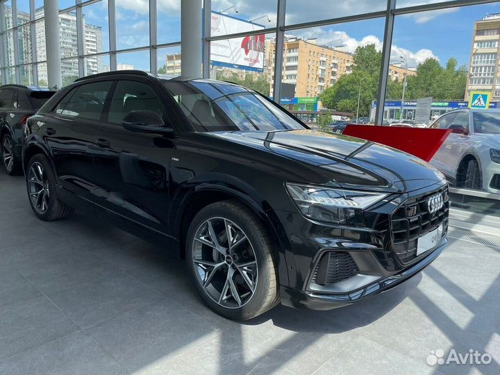 Audi Q8 3.0 AT, 2023