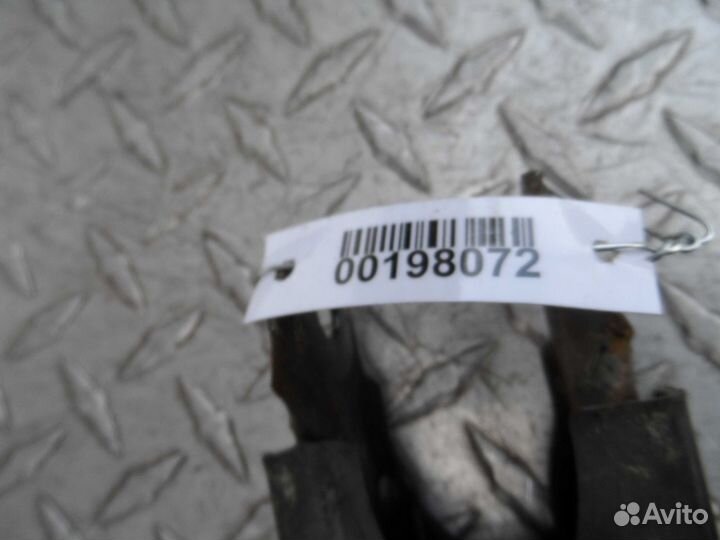 Рычаг задний правый Mercedes C-klasse W204 2043521