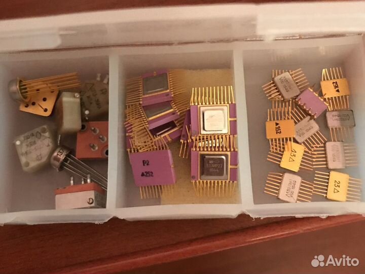 Микросхемы, разьёмы радиоэлементы