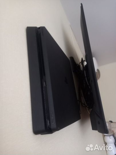 Игровая приставка ps4 с играми