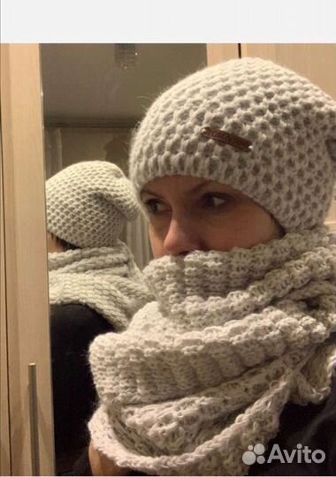 Комплект шапка и снуд женский