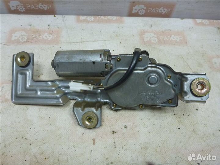 Мотор стеклоочистителя задний Mitsubishi Pajero