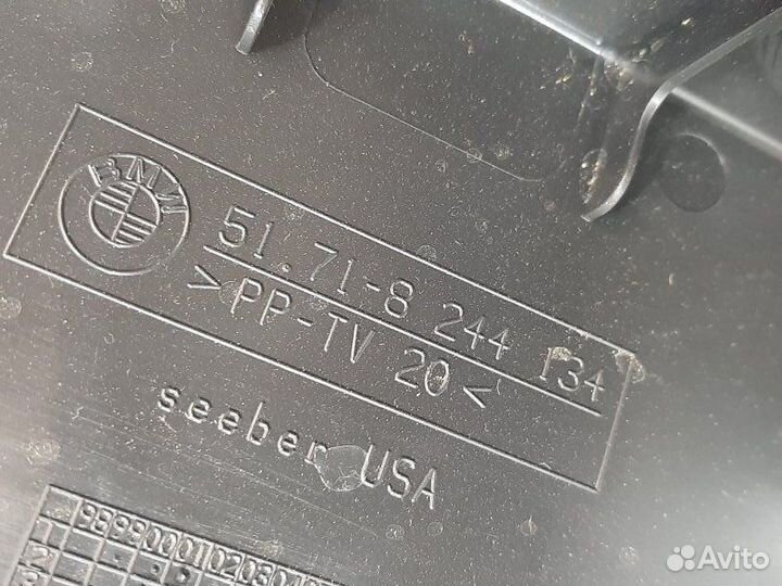 Пластик багажника Bmw X5 E53 M54B30 2005