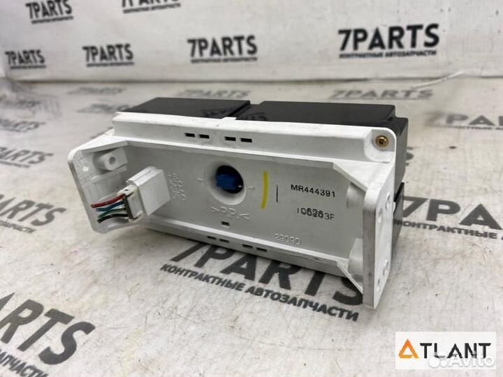 Часы mitsubishi pajero IO