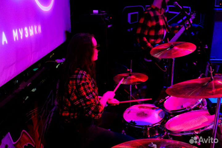 Уроки игры на барабанах Школа музыки Music Club