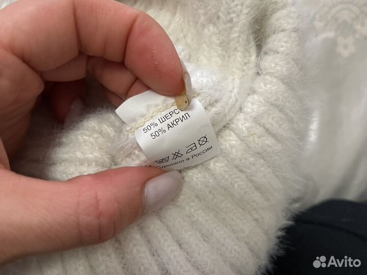 Шапка женская белая