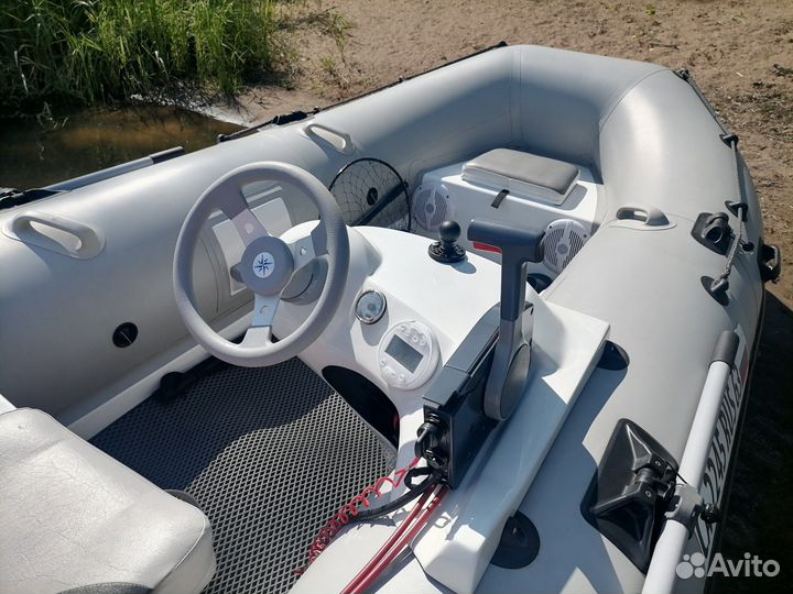 Лодка Риб Саргус